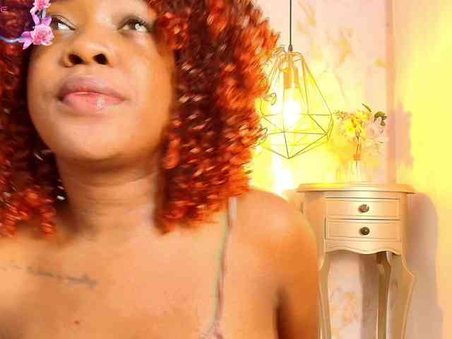 Aidaadams - Girl 