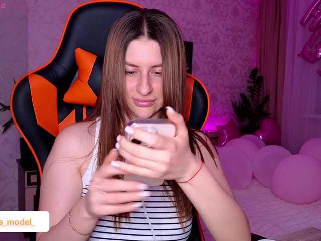 NikaMusic live webcam show