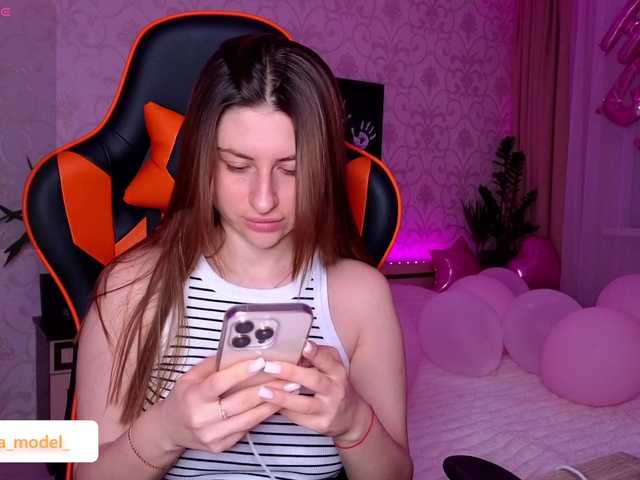 NikaMusic live webcam show