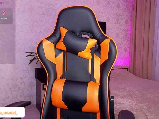 NikaMusic webcam