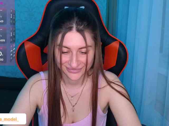 NikaMusic webcam