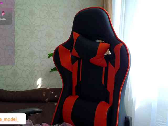 NikaMusic webcam