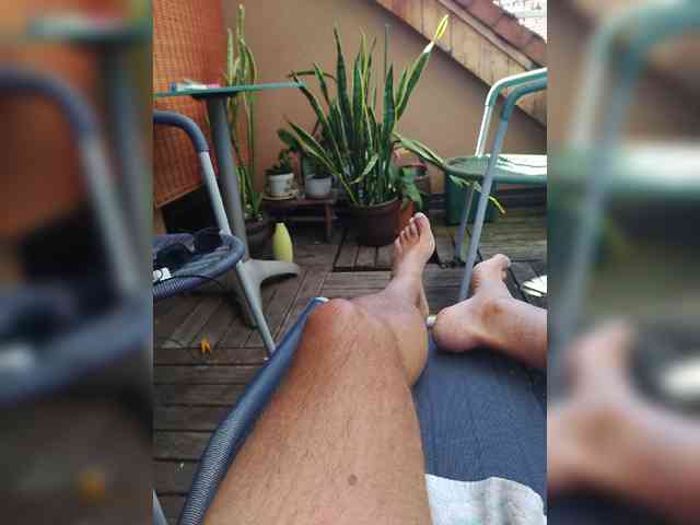 Sunshine-Couple webcam