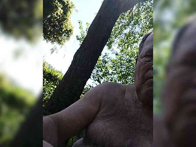 Sunshine-Couple webcam