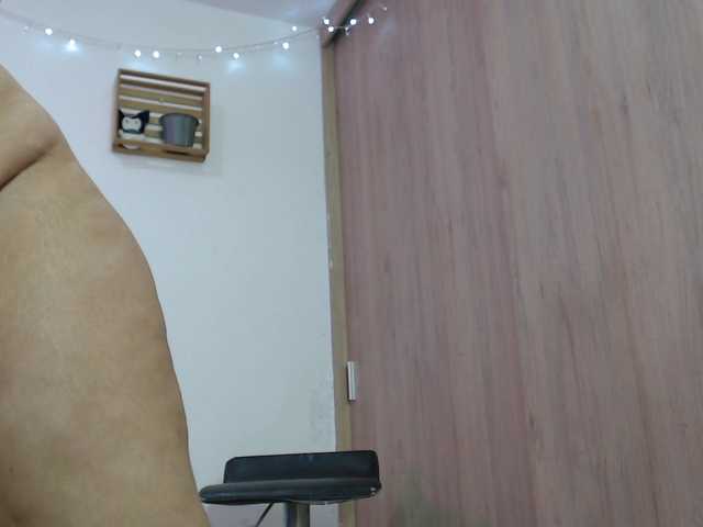 Abigail-jhons live cam preview