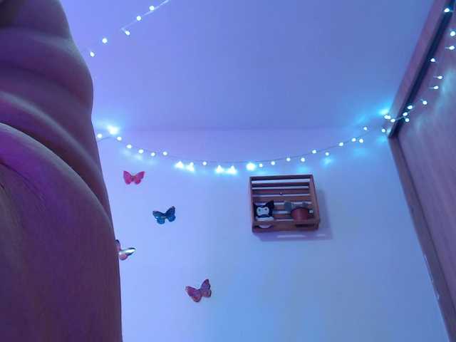 Abigail-jhons live cam on BongaCams