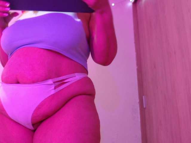 Abigail-jhons live cam on BongaCams