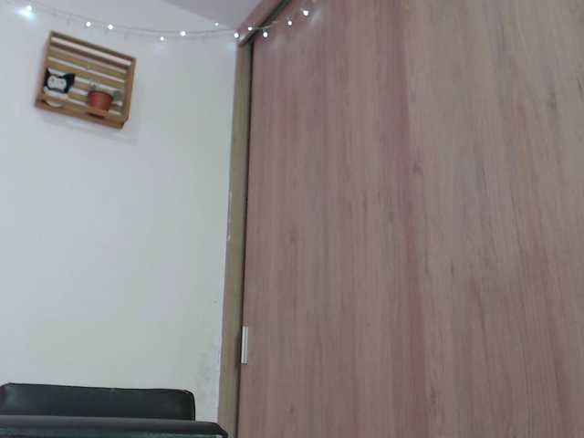 Abigail-jhons live cam on BongaCams