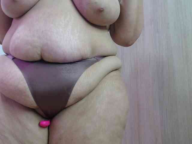 Model: Abigail-jhons