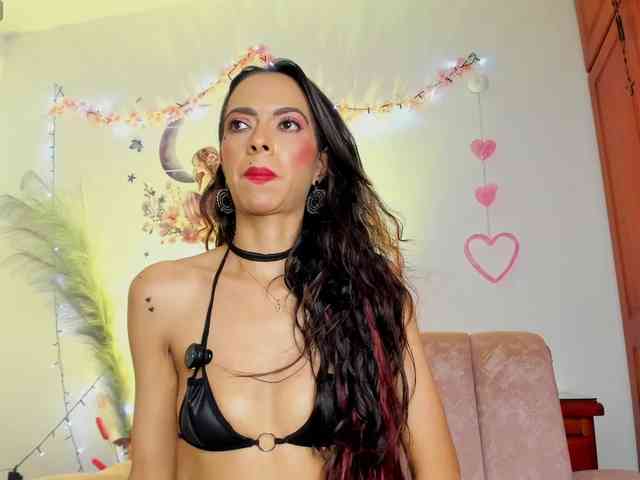Modèle: melanymendoza