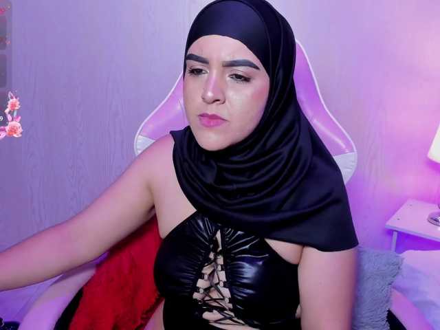 Nahid-Jaziri live cam on BongaCams