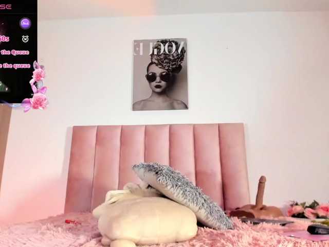 MiliMattel live webcam show