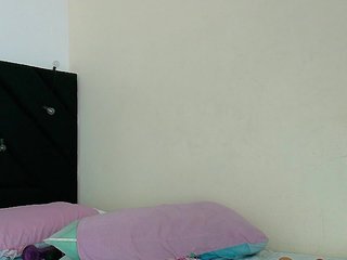 Hornysweetebony