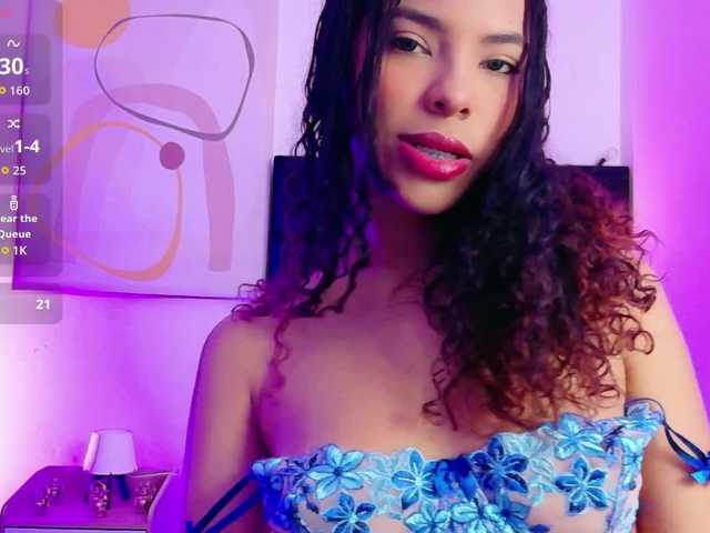 Hornysweetebony live cam on BongaCams