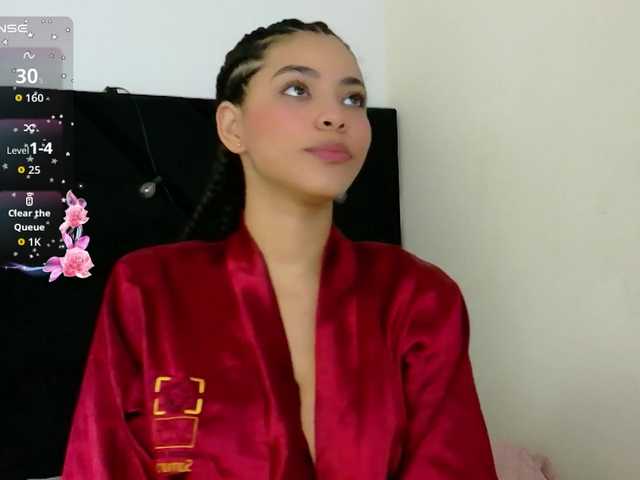 Hornysweetebony live cam on BongaCams