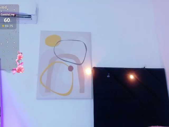 Hornysweetebony live cam on BongaCams