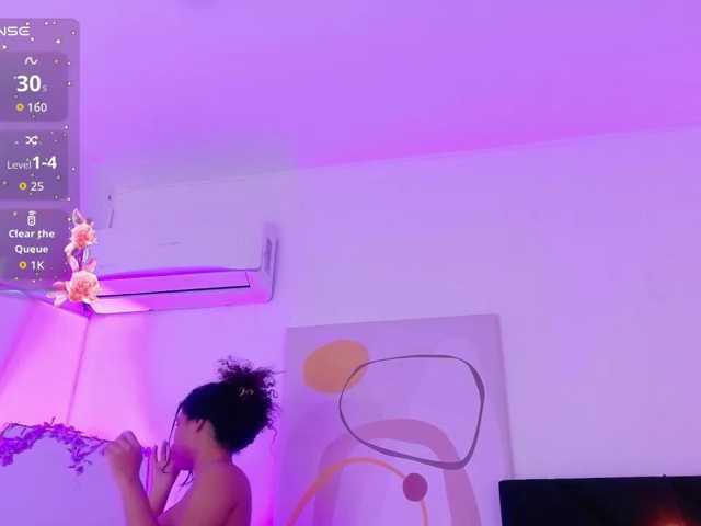 Hornysweetebony