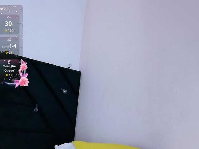 Hornysweetebony live cam on BongaCams