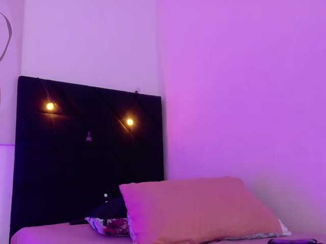 Hornysweetebony