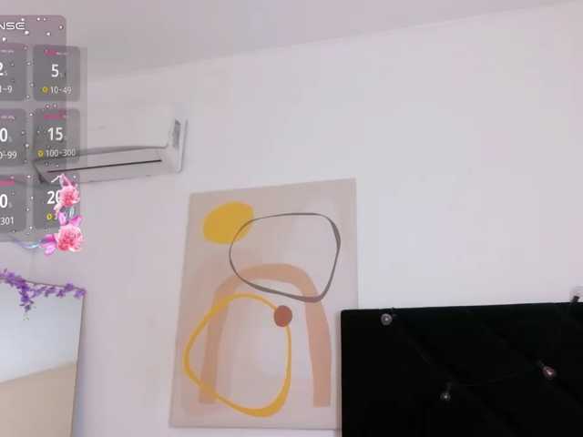 Hornysweetebony live cam on BongaCams