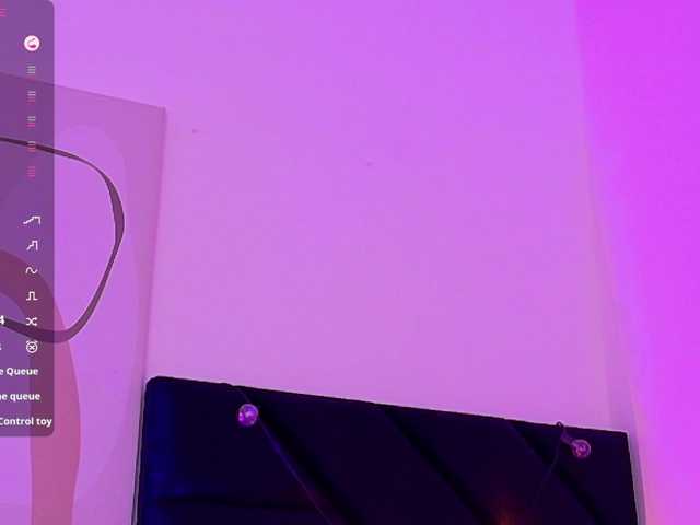 Hornysweetebony live cam on BongaCams
