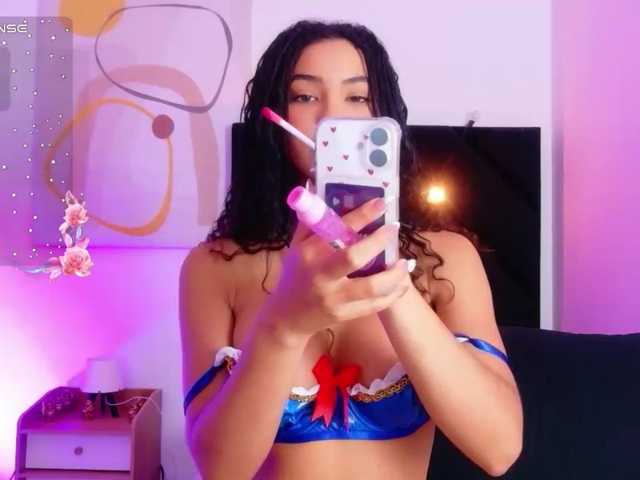 Hornysweetebony live cam on BongaCams
