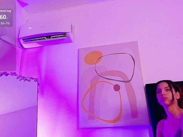 Hornysweetebony live cam on BongaCams