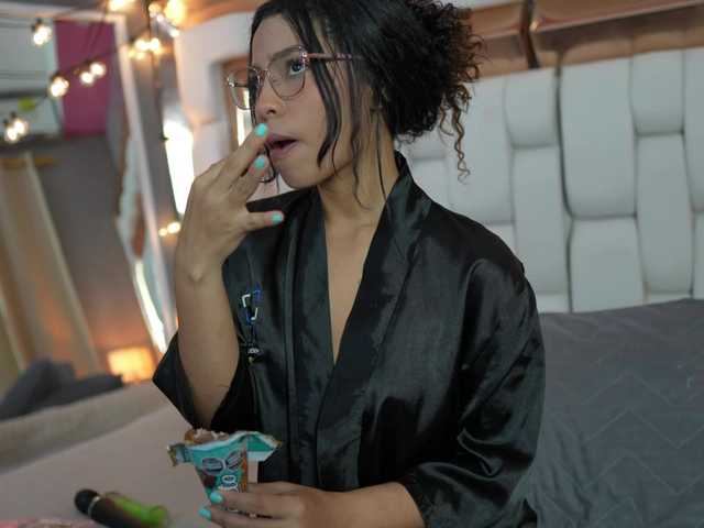 Hornysweetebony