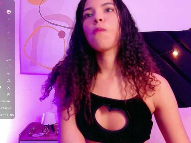 Hornysweetebony live cam on BongaCams