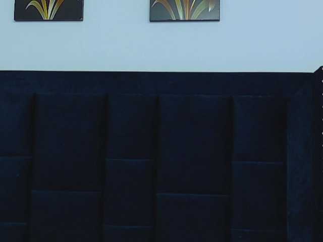 Hornysweetebony live cam on BongaCams