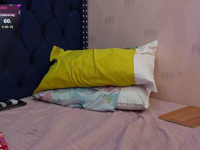 Hornysweetebony live cam on BongaCams
