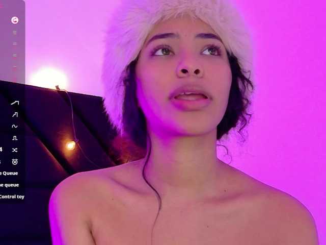 Hornysweetebony live cam on BongaCams