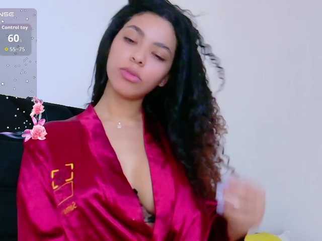 Hornysweetebony live cam on BongaCams