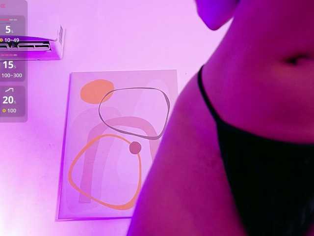Hornysweetebony live cam on BongaCams