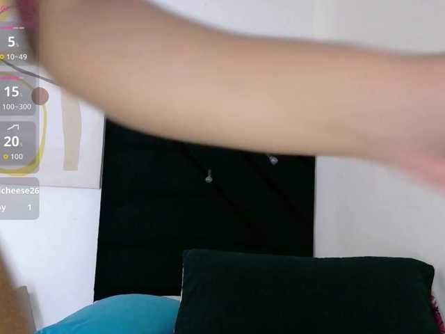 Hornysweetebony live cam on BongaCams
