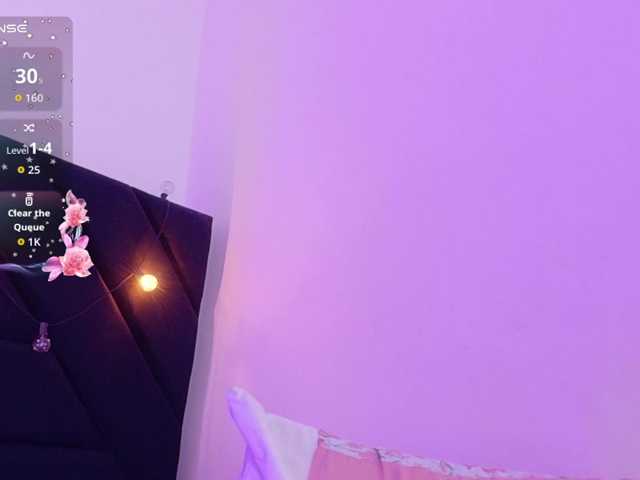 Hornysweetebony live cam on BongaCams