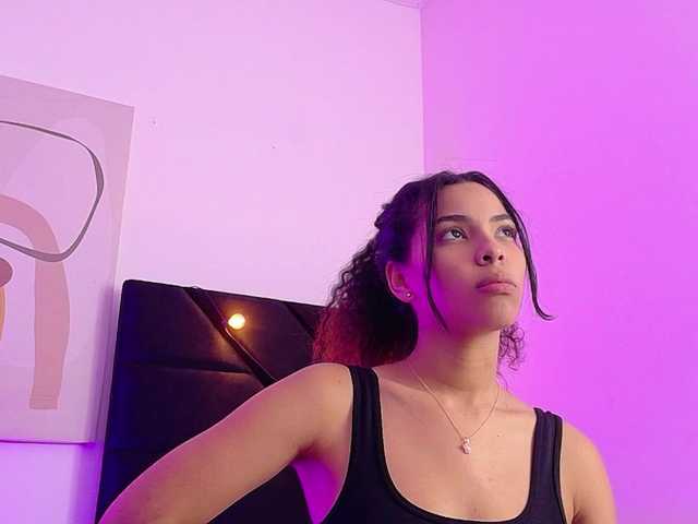 Hornysweetebony live cam on BongaCams