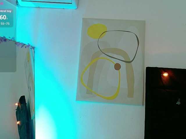 Hornysweetebony live cam on BongaCams