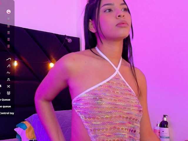 Hornysweetebony live cam on BongaCams