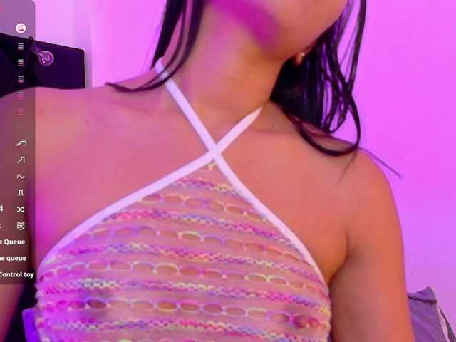 Hornysweetebony live cam on BongaCams