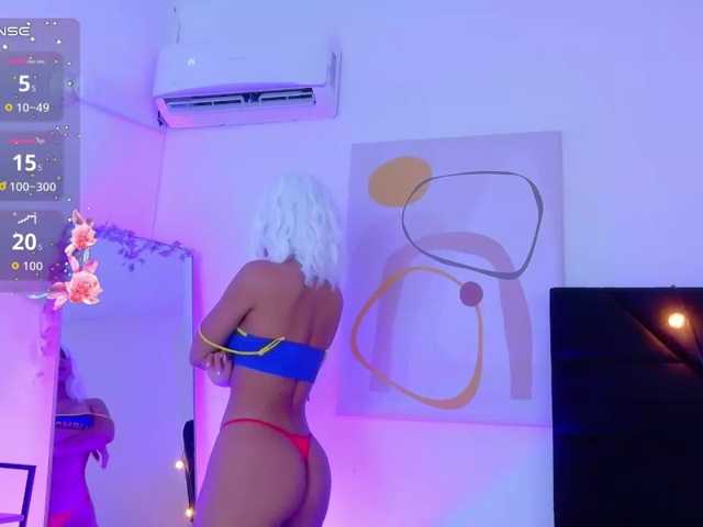 Hornysweetebony live cam on BongaCams