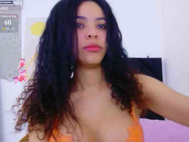Hornysweetebony webcam