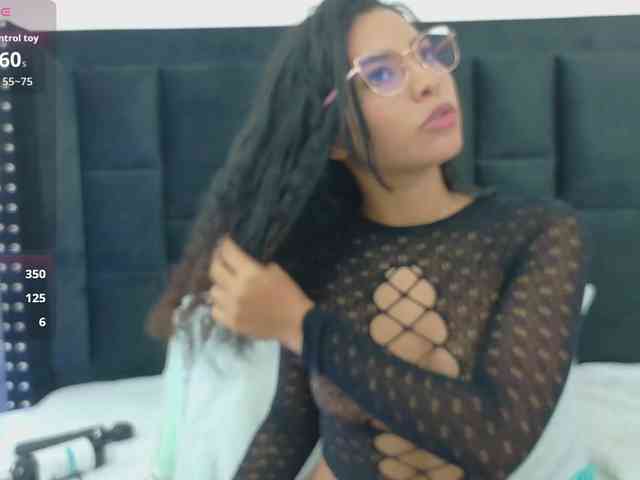 Hornysweetebony