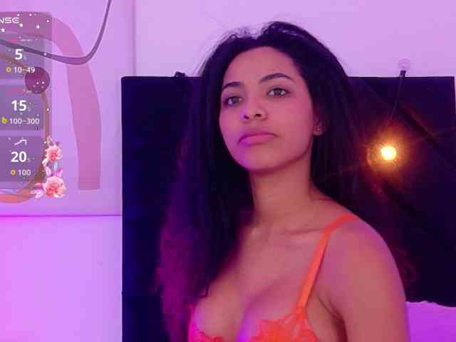 Hornysweetebony