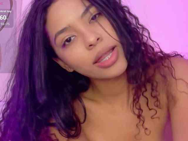 Hornysweetebony webcam