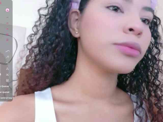 Hornysweetebony webcam