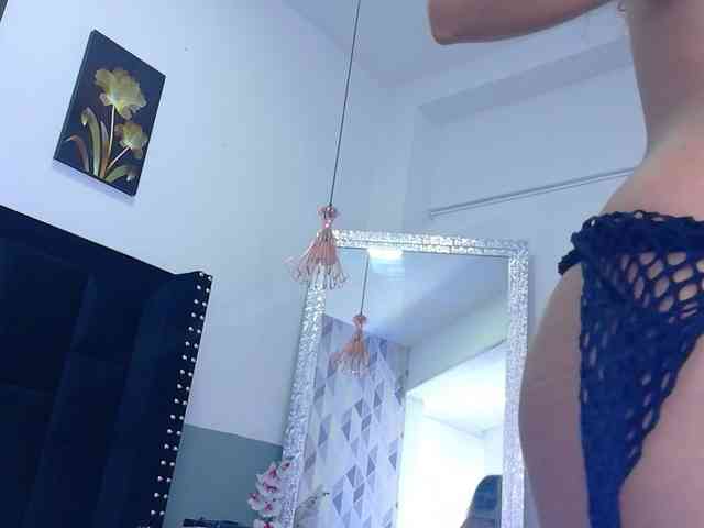 Hornysweetebony