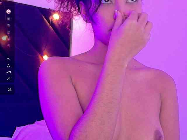 Hornysweetebony webcam