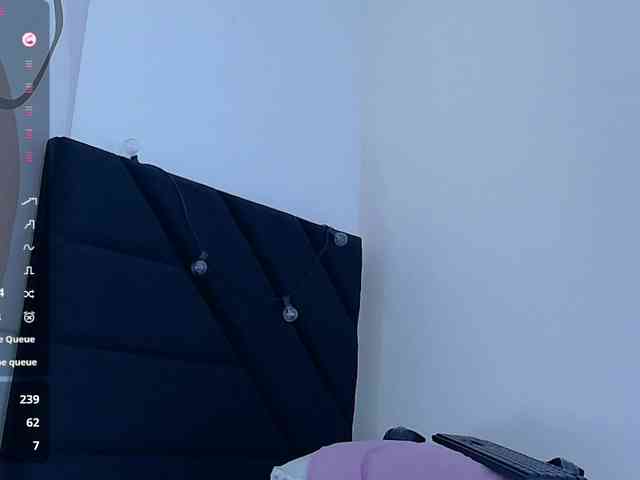 Hornysweetebony