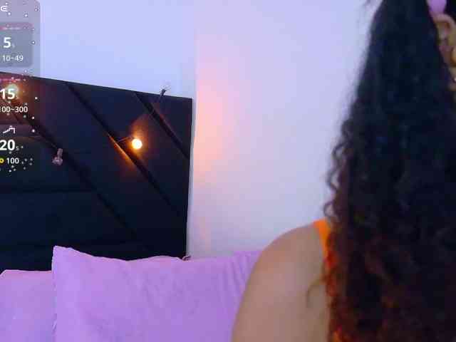 Hornysweetebony